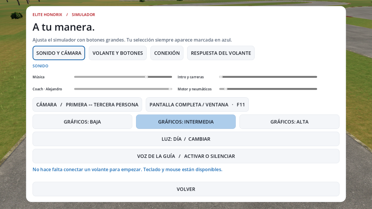 Pantalla Ajustes, pestaña Sonido y cámara, con los botones Gráficos: Baja, Intermedia y Alta